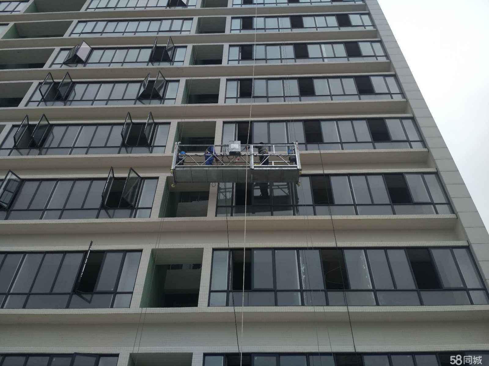 �V���ư��b